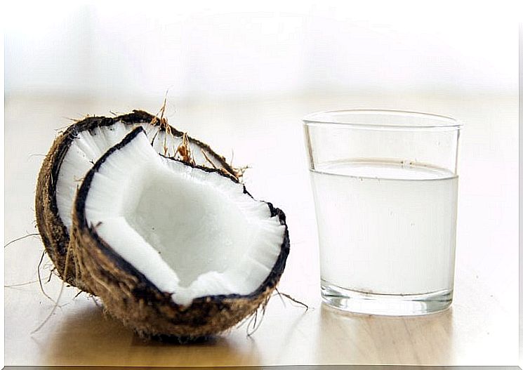 Benefits of coconut water