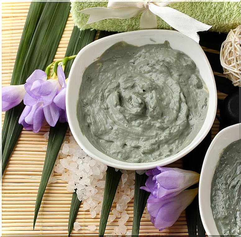 Green clay can be used for full body scrubs