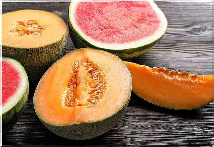 unhealthy food combinations: melon and watermelon