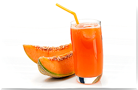 Melon juice with carrots after exercise