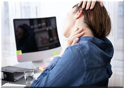 Woman neck pain