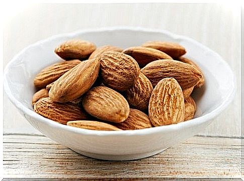 Almonds for a good memory