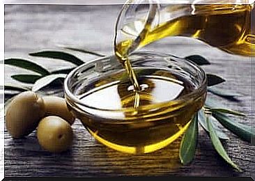 Olive oil for ear wax