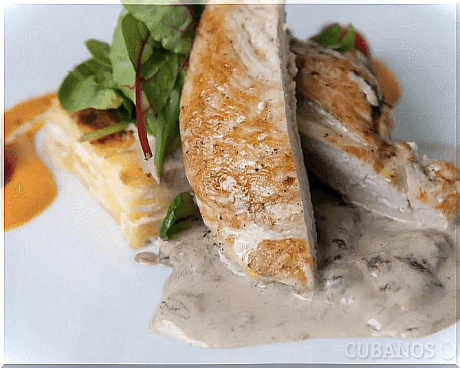 Try this recipe: Chicken in Cheese Sauce