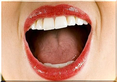 What causes a metallic taste in the mouth?