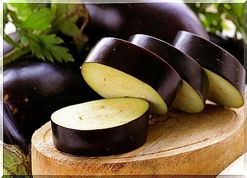 aubergine